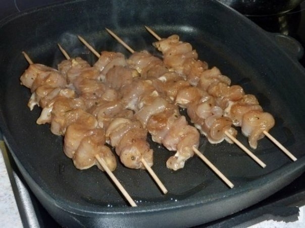 Шашлык из курицы в духовке Шашлык из курицы в духовке