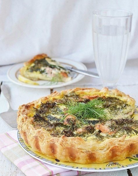 Пирог с кабачками и копченой семгой Пирог с кабачками и копченой семгой