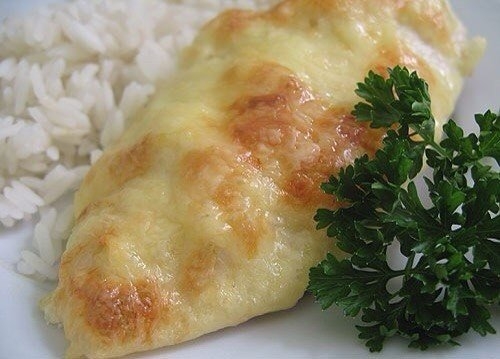 Куриные грудки в сметане. Куриные грудки в сметане.