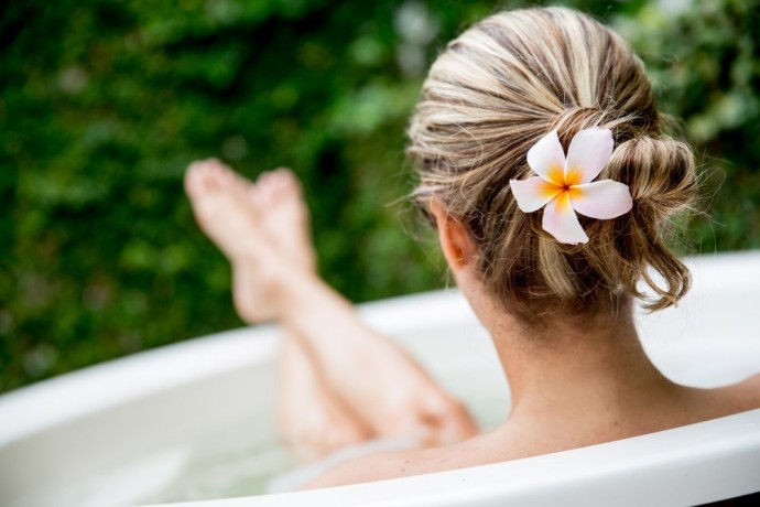Что может быть приятнее, чем погружения в теплую ароматную ванну после напряженной недели?