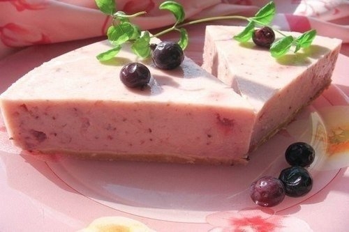 Десерт ягодно-йогуртовый  (без выпечки)