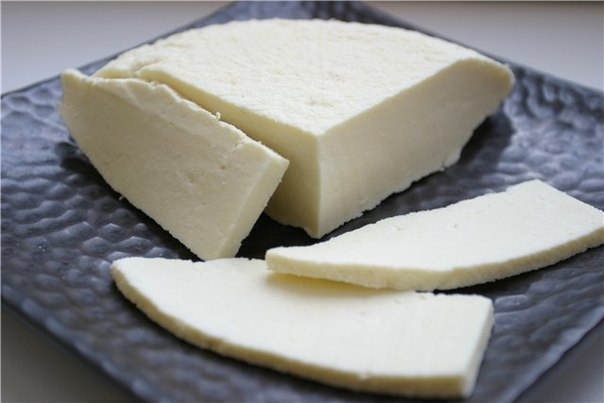 Домашний низкокалорийный сыр.