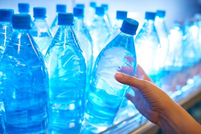 Минеральная вода: кому, сколько и как нужно пить?