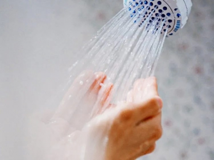 Как правильно принимать душ в жару?